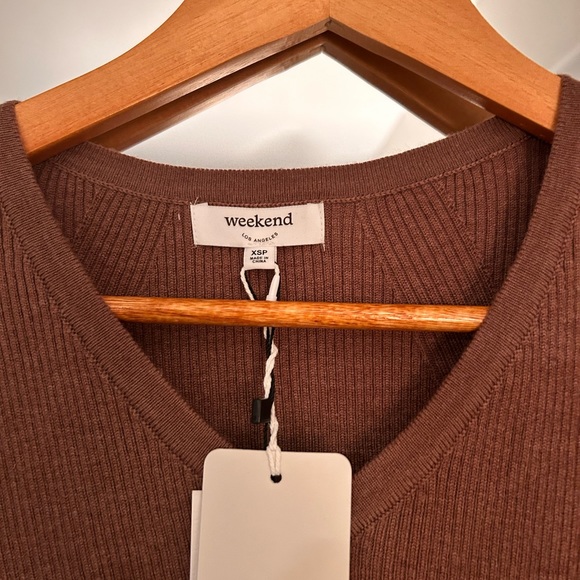 New with tags XS PETITE fitted knit dress - Picture 2 of 2